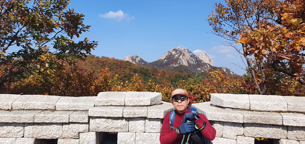 Seoul Private Tour - Mt. Bukhansan national park in Fall