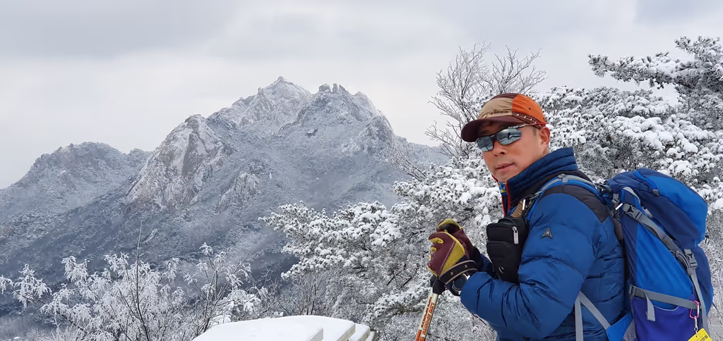 Seoul Private Tour - Mt. Bukhansan national park in Winter