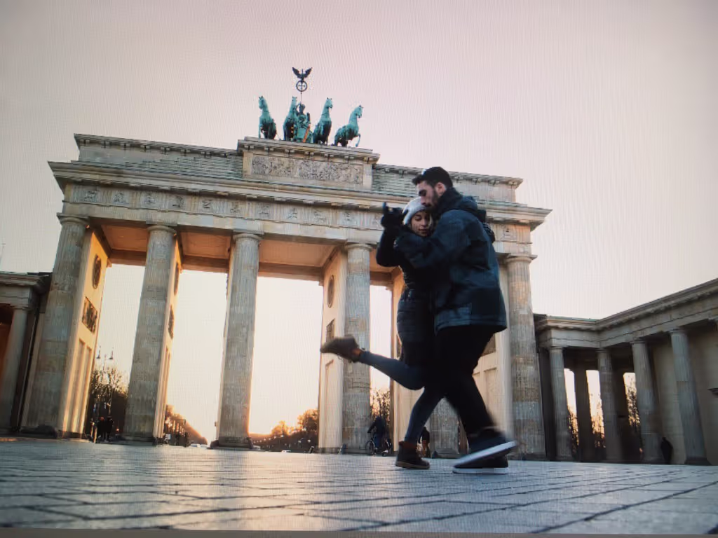 Berlin Private Tour - Brandenburg Gate, Berlin, Germany with dancers