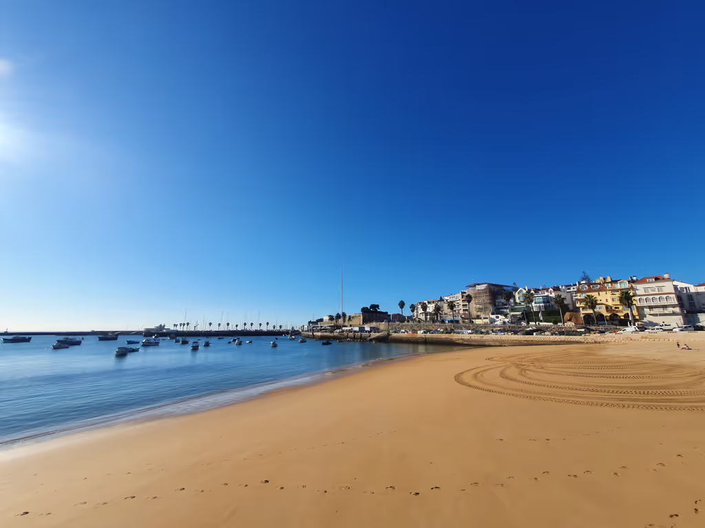 Lisbon Private Tour - Cascais beach