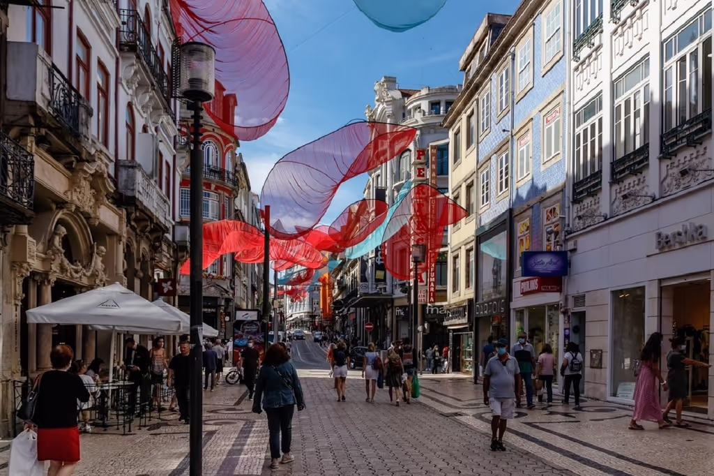 Lisbon Private Tour - Porto commerce street
