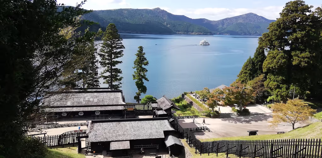 Tokyo Private Tour - Hakone Check Point