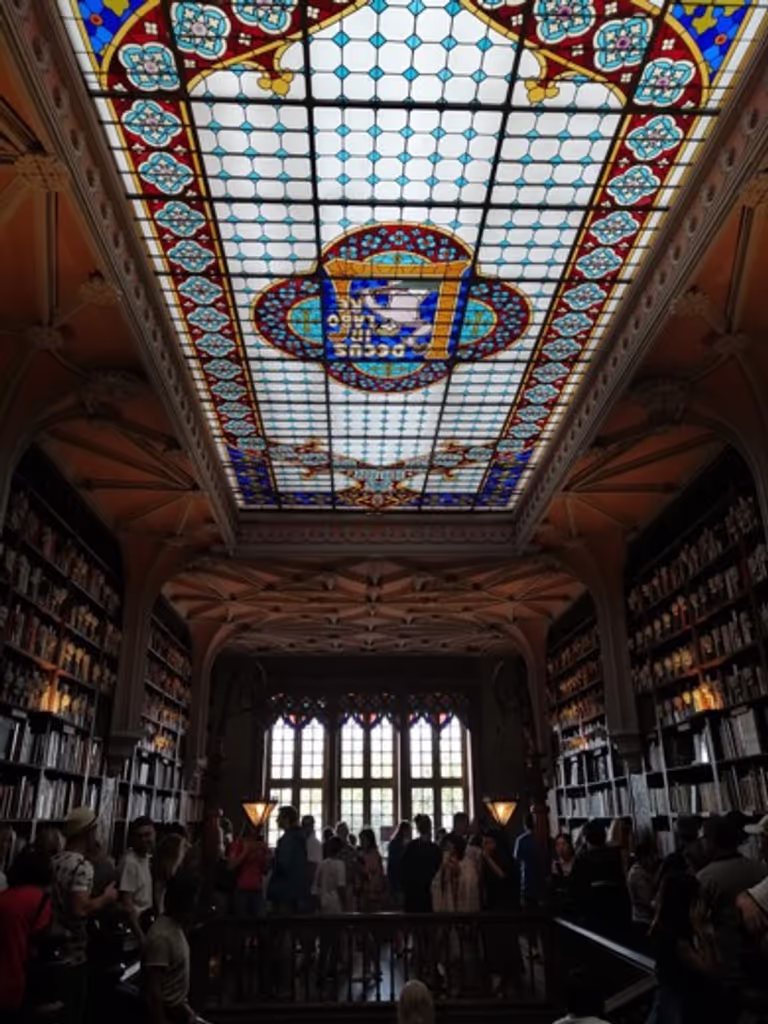 Porto Private Tour - Lello Bookstore - Skylight "Decos in Labore"