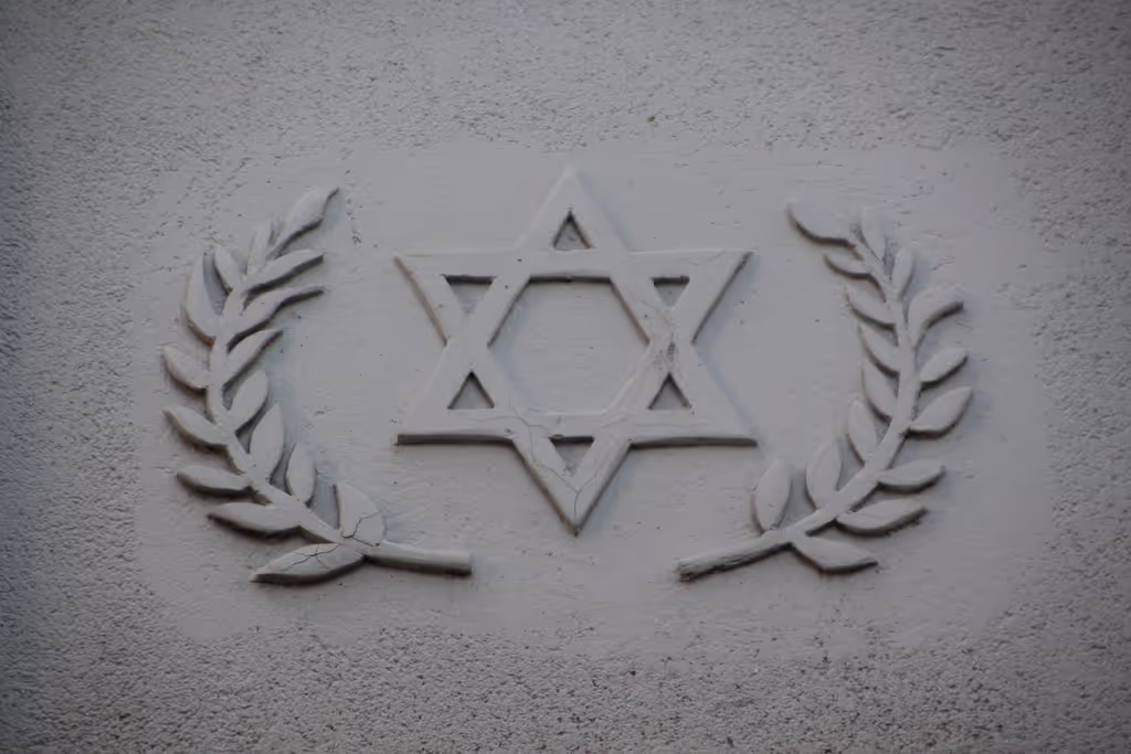 Istanbul Private Tour - Jewish symbol in Balat