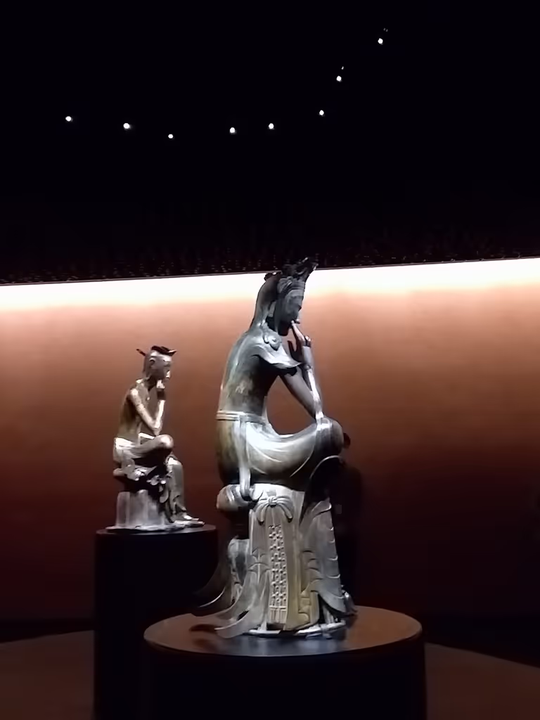 Seoul Private Tour - 7th Century Contemplative Bodhisattva Statues
