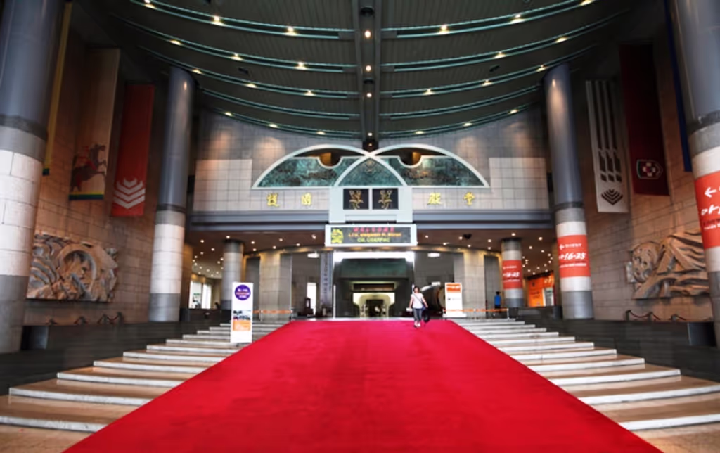Seoul Private Tour - The Grand Lobby