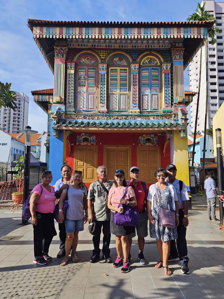 Singapore Private Tour - Guests at Tan Teng Nah