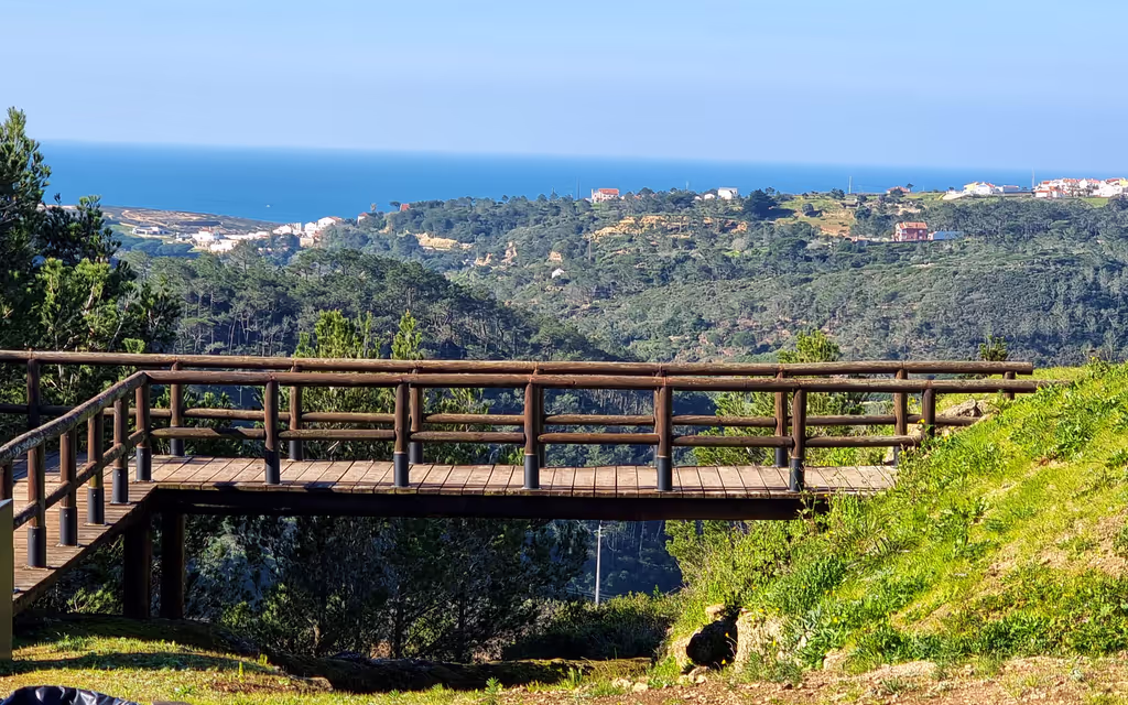 Lisbon Private Tour - Zambujal Fort in Mafra  close to the ocean