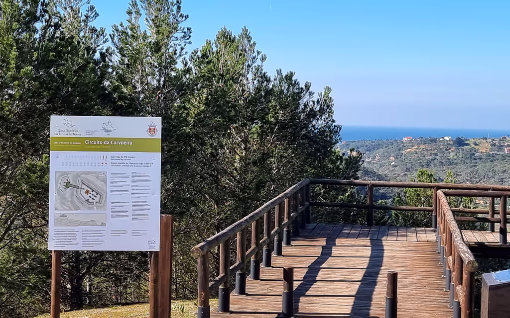 Lisbon Private Tour - Zambujal Fort in Mafra  close to the ocean