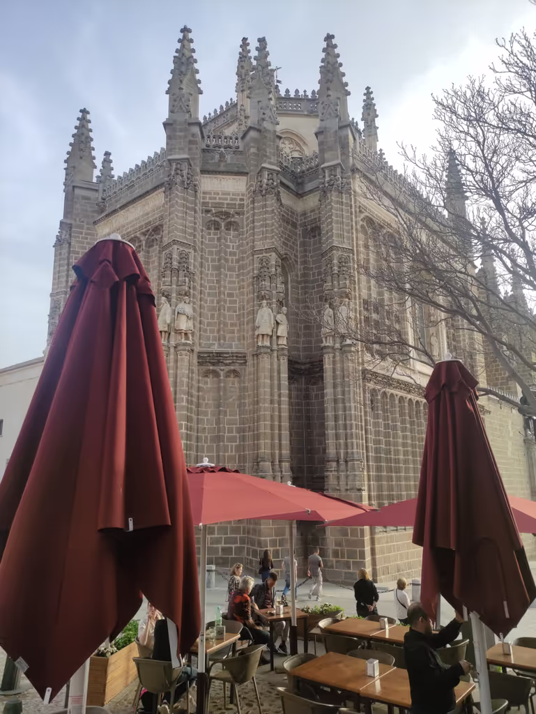 Madrid Private Tour - TERRACE AT <SAINT JOHN OF THE KINGS>