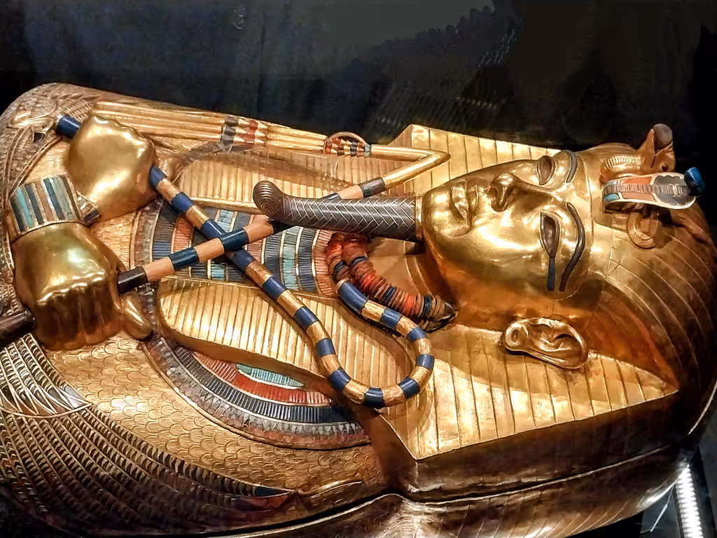 Cairo Private Tour - Golden coffin