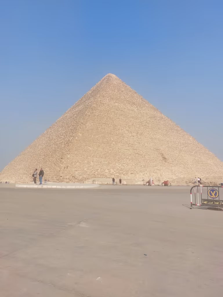 Giza Private Tour - Cheops Pyramid
