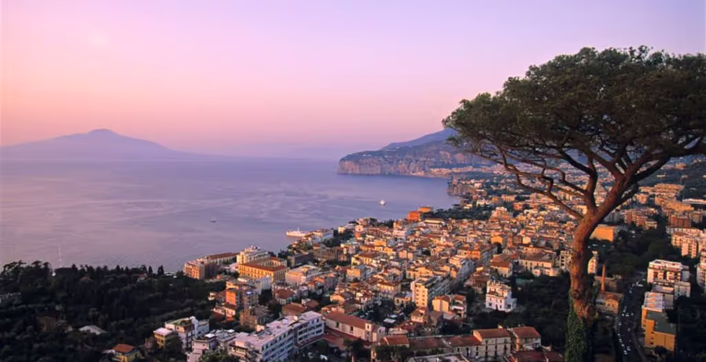 Naples Private Tour - Sorrento