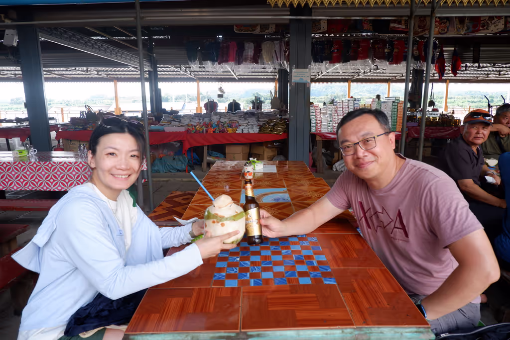 Chiang Mai Private Tour - Stop for a drink at the Lao market.