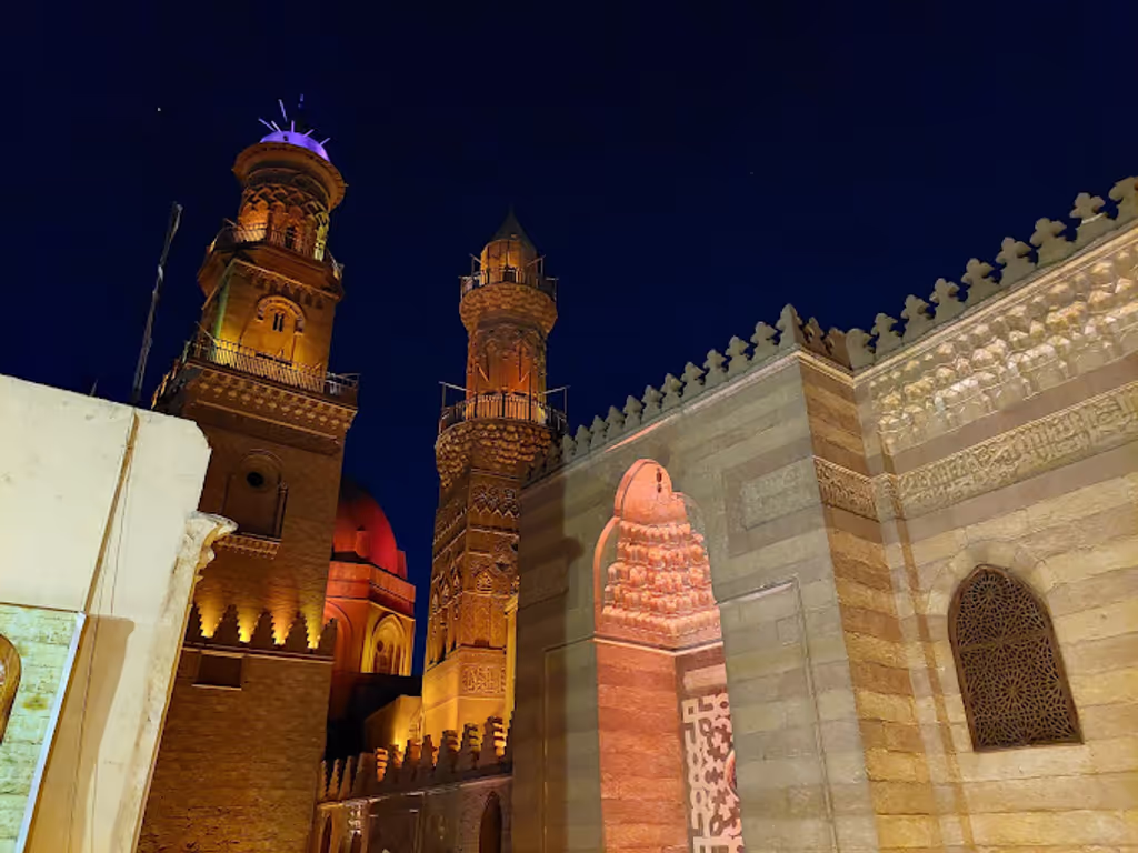Cairo Private Tour - El Moez Street by Night