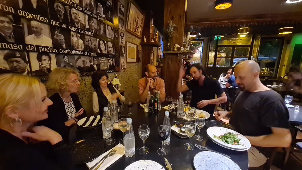 Buenos Aires Private Tour - Explaining Tango history during dinner