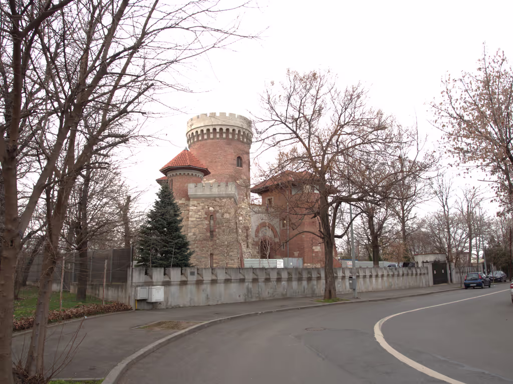 Bucharest Private Tour - the Castle