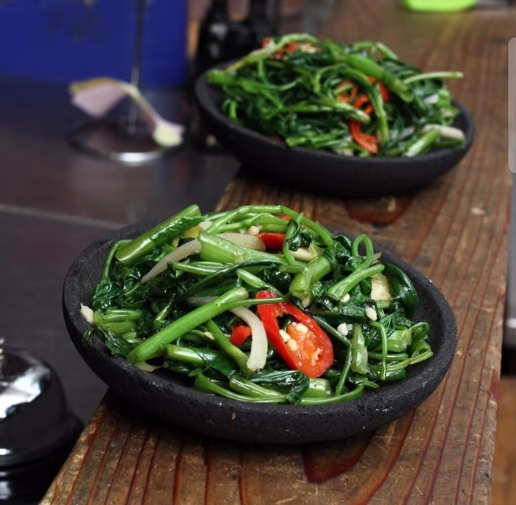 Jakarta Private Tour - green vegetable