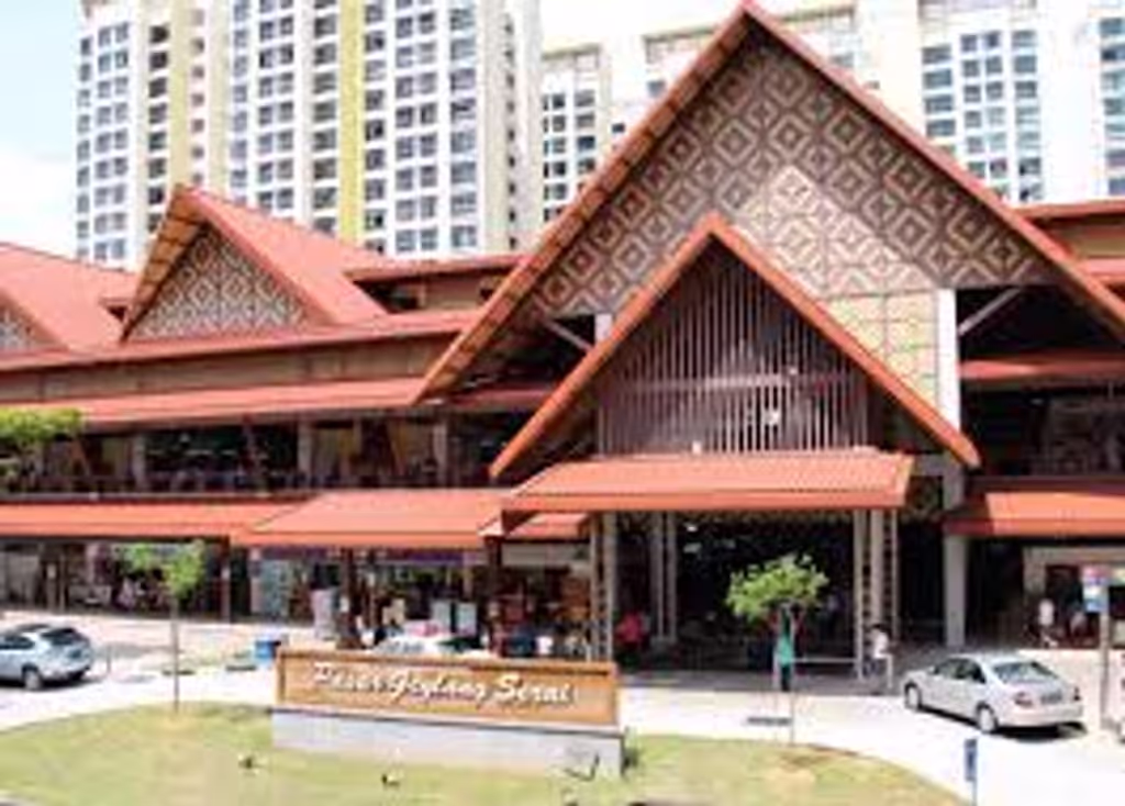 Singapore Private Tour - Wisma Geylang Serai of Malay culture
