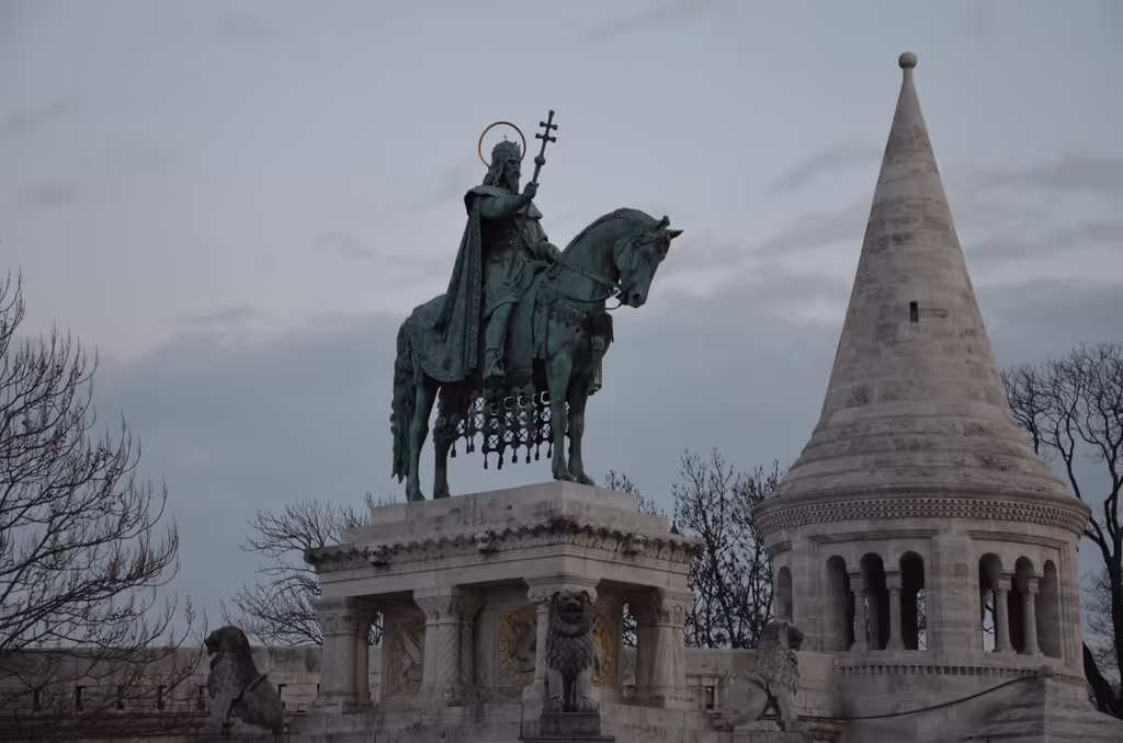 Budapest Private Tour - Fishermans Bastions