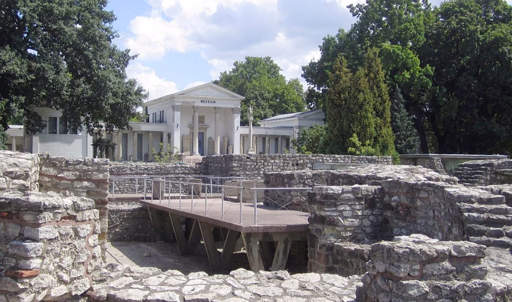 Budapest Private Tour - Aquincum