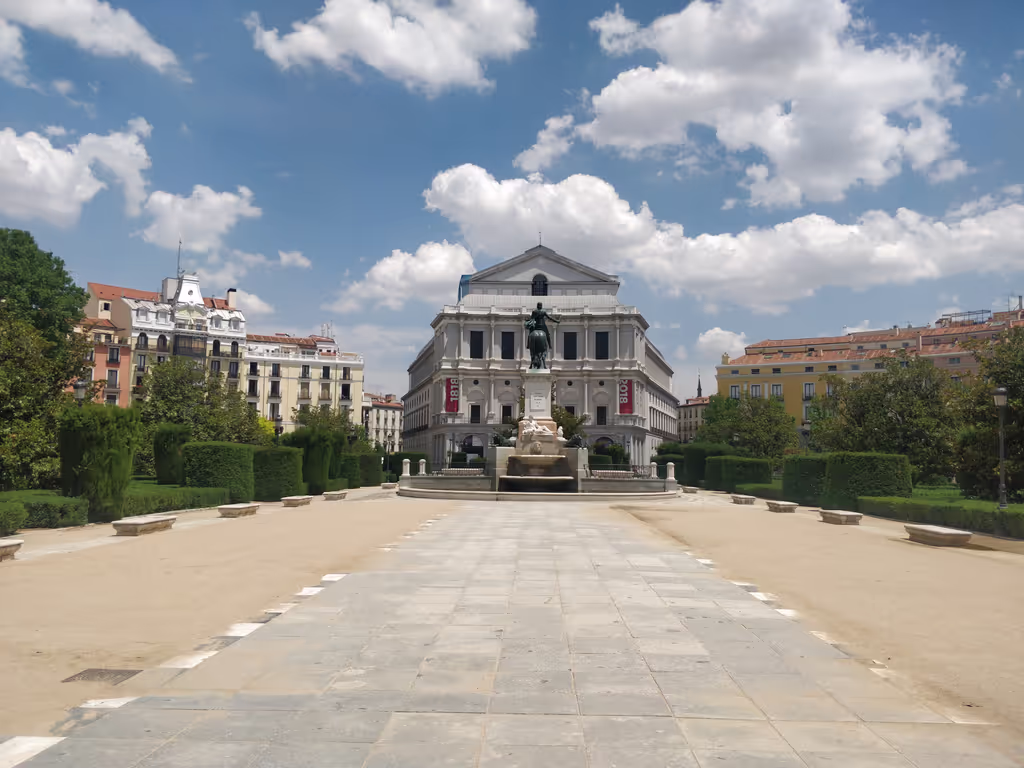 Madrid Private Tour - Plaza de Oriente