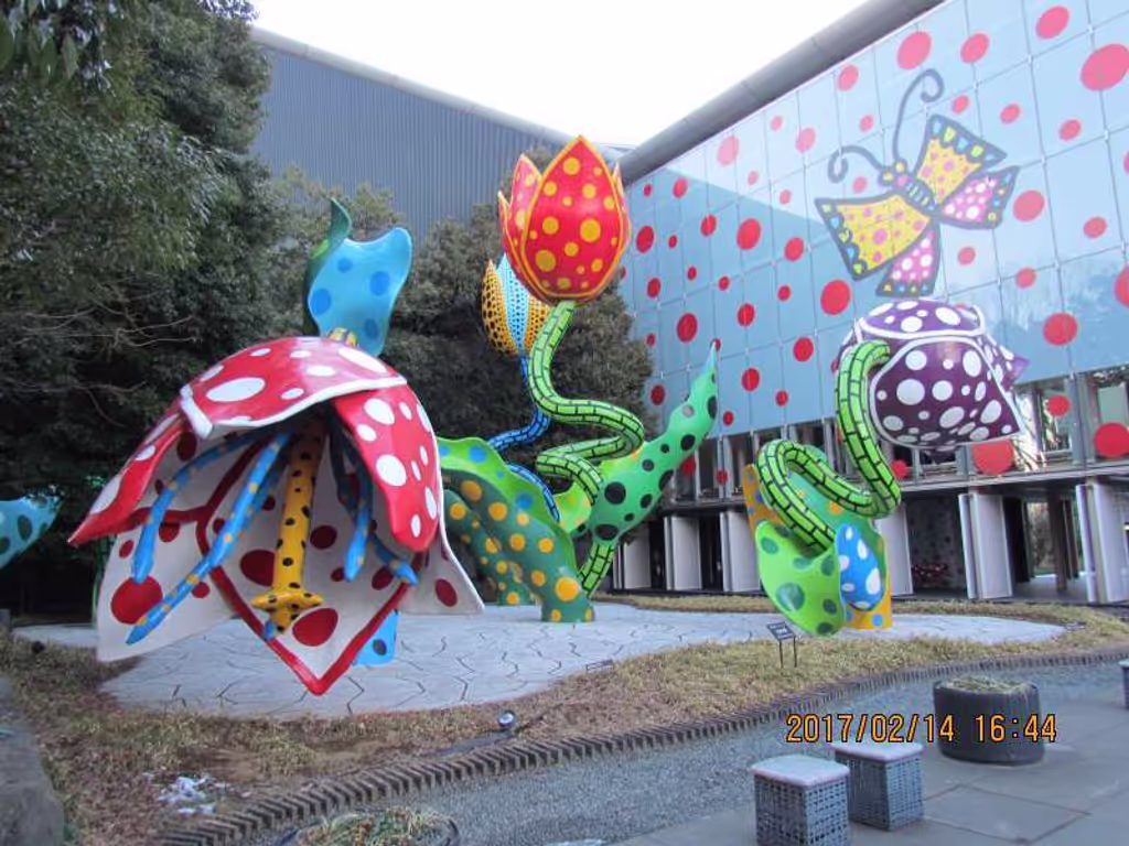 Aichi Private Tour - The work of Yayoi Kusama
