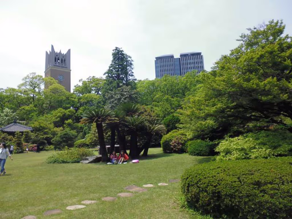 Tokyo Private Tour - Okuma(the founder of Waseda) garden 