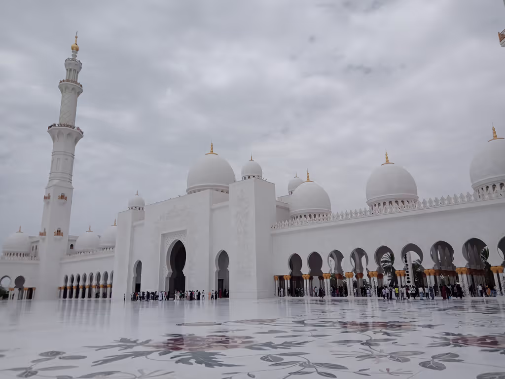 Abu Dhabi Private Tour - Abu-Dhabi grand mosque