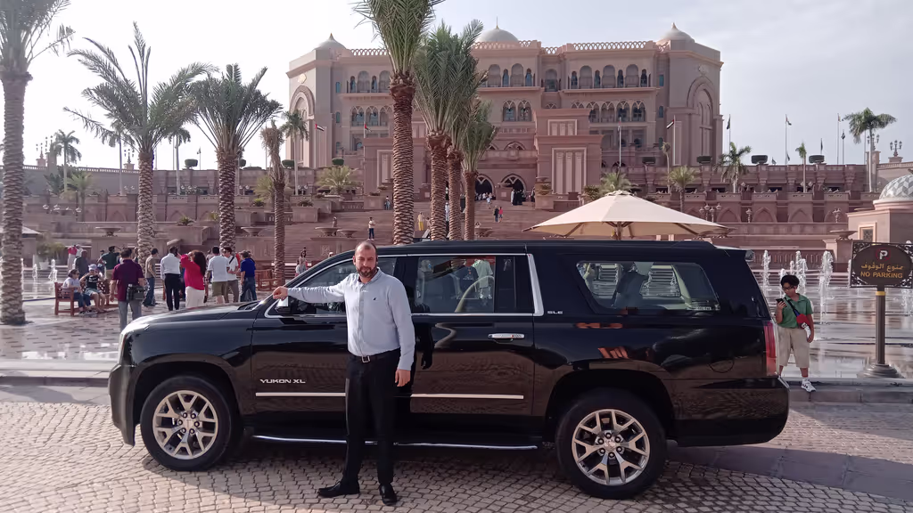 Dubai Private Tour - Emirates Palace photo stop