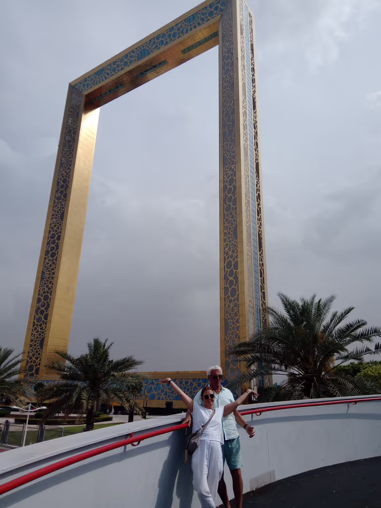 Dubai Private Tour - frame photo stop