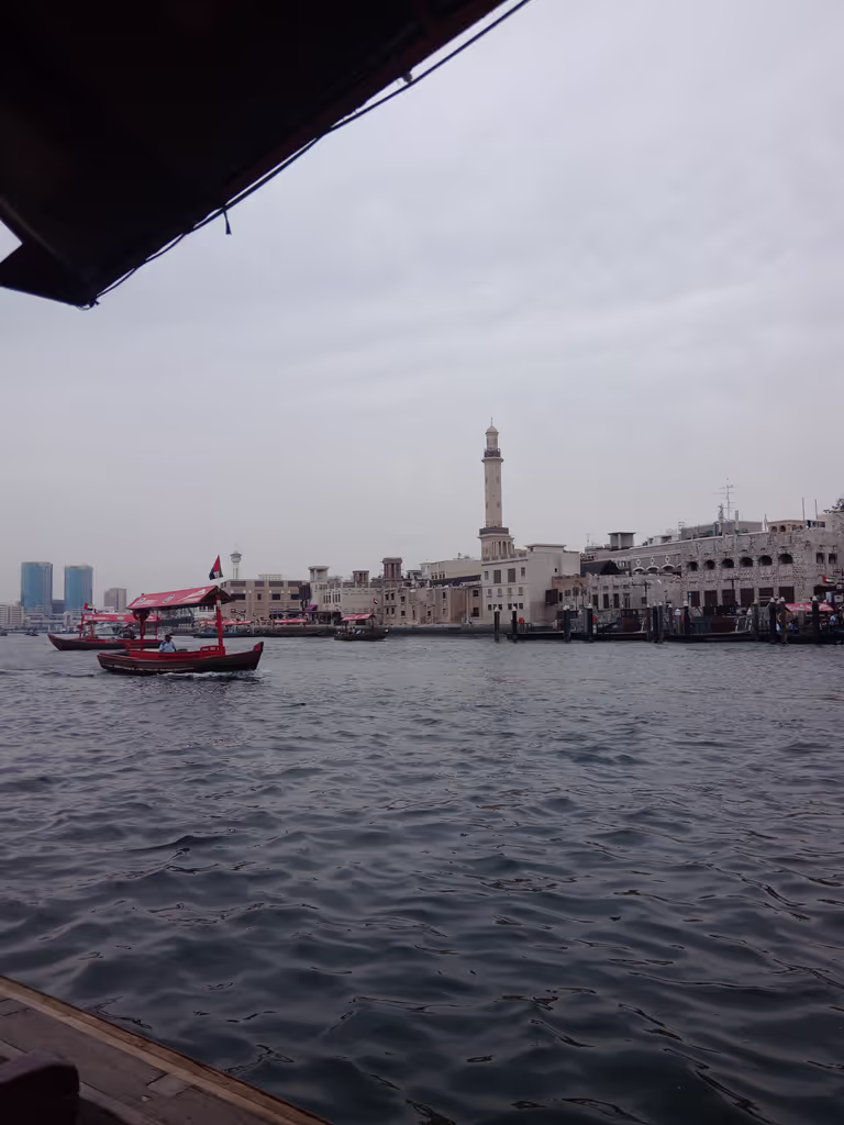 Dubai Private Tour - water taxi
