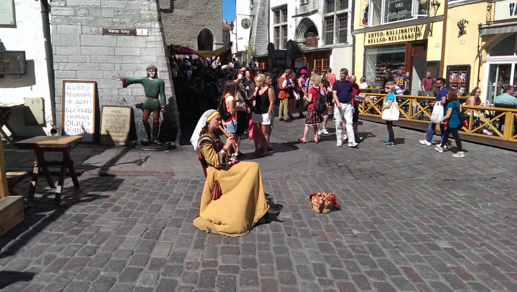 Tallinn Private Tour - Summer events