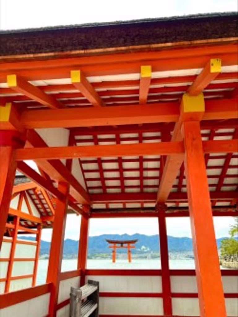 Hiroshima Private Tour - Itsukushima shrine