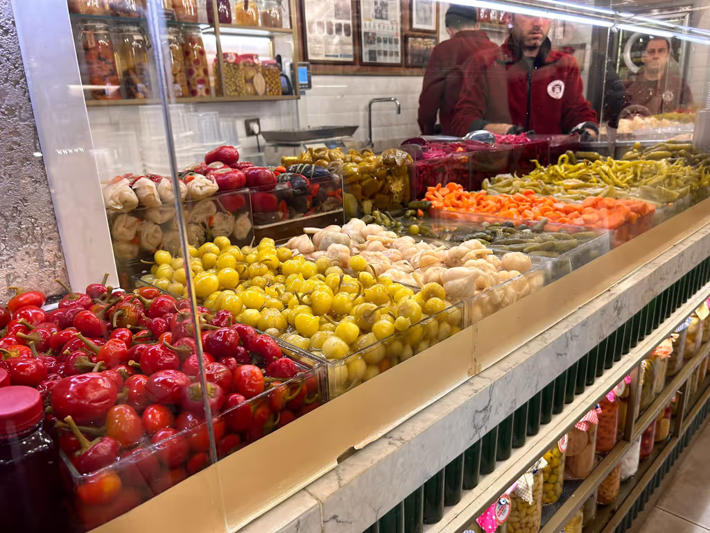 Istanbul Private Tour - The indispensable pickles for winter.