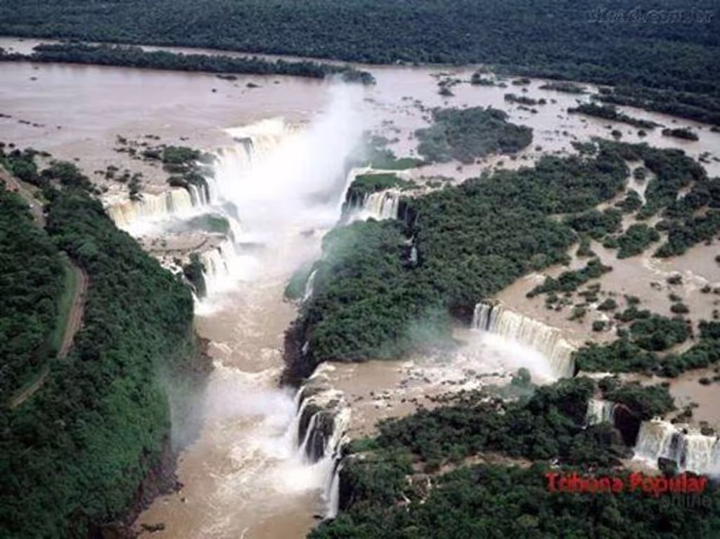 Iguazu Falls (Brazil) Private Tour - 