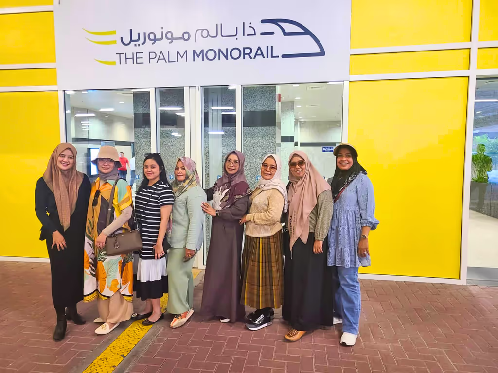 Dubai Private Tour - Monorail Ride