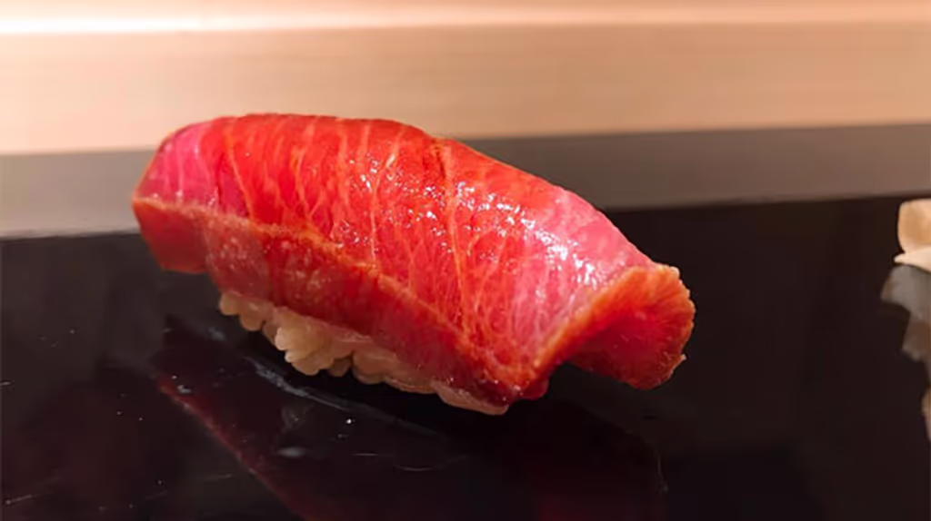 Tokyo Private Tour - authentic Sushi