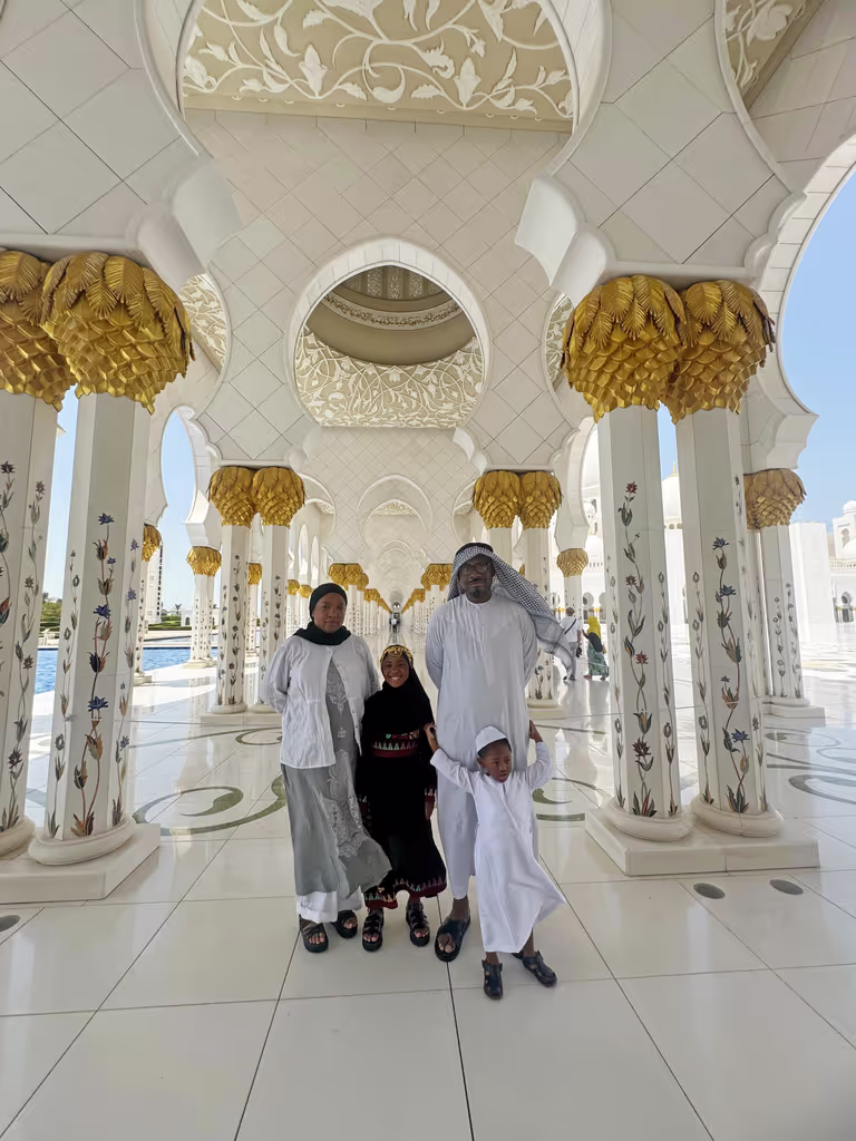 Abu Dhabi Private Tour - Sheikh Zayed Grand Mosque