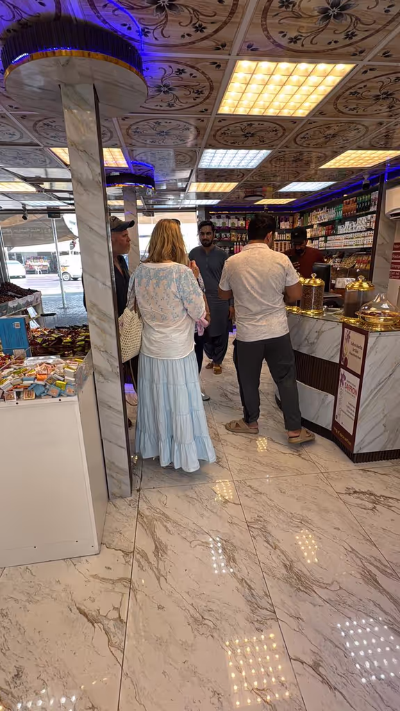 Abu Dhabi Private Tour - Abu Dhabi Dates Market