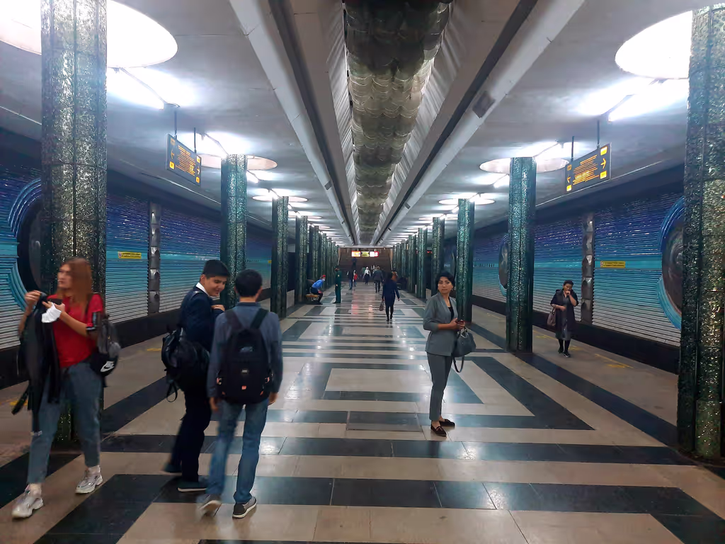 Tashkent Private Tour - Tashkent metro
