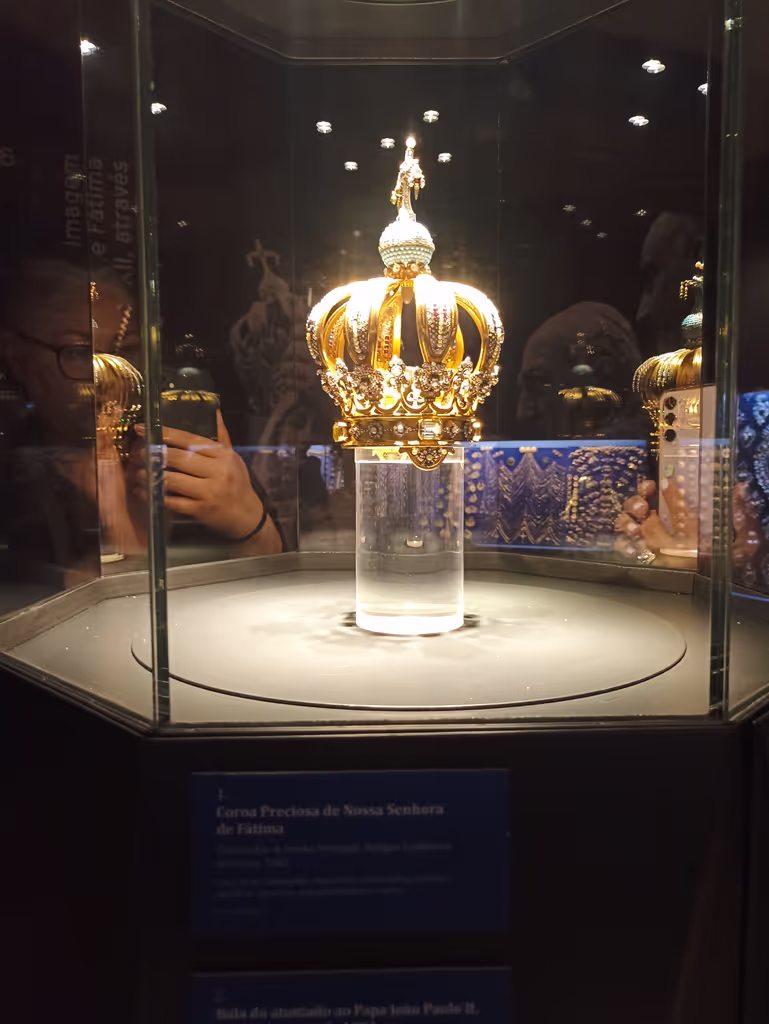 Lisbon Private Tour - Museum Fátima Shrine