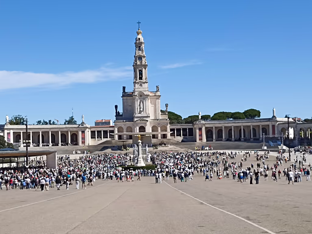 Lisbon Private Tour - Fátima Shrine