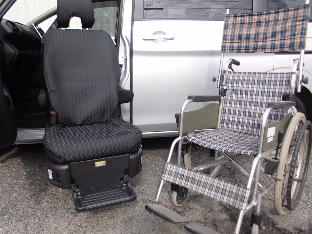 Fukuoka Private Tour - “a wheelchair-accessible front passenger seat”