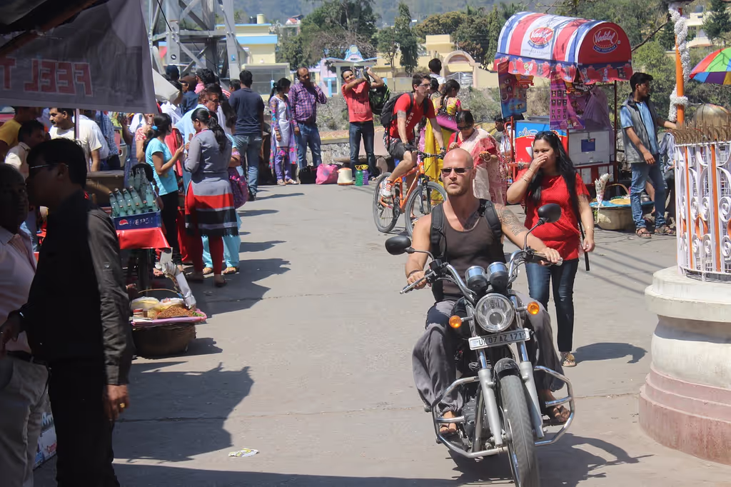 Delhi Private Tour - Local Rishikesh Market