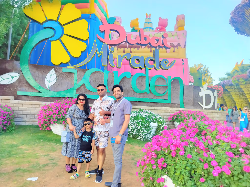 Dubai Private Tour - Miracle Garden Dubai