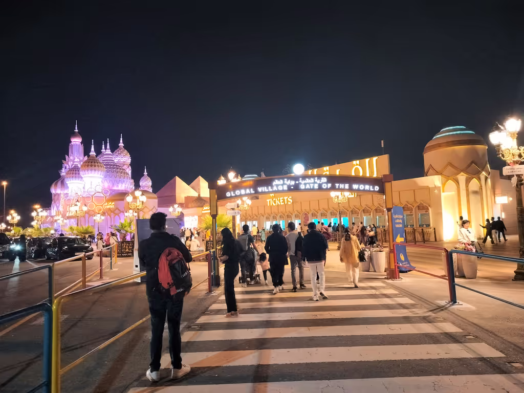 Dubai Private Tour - Global Village Dubai