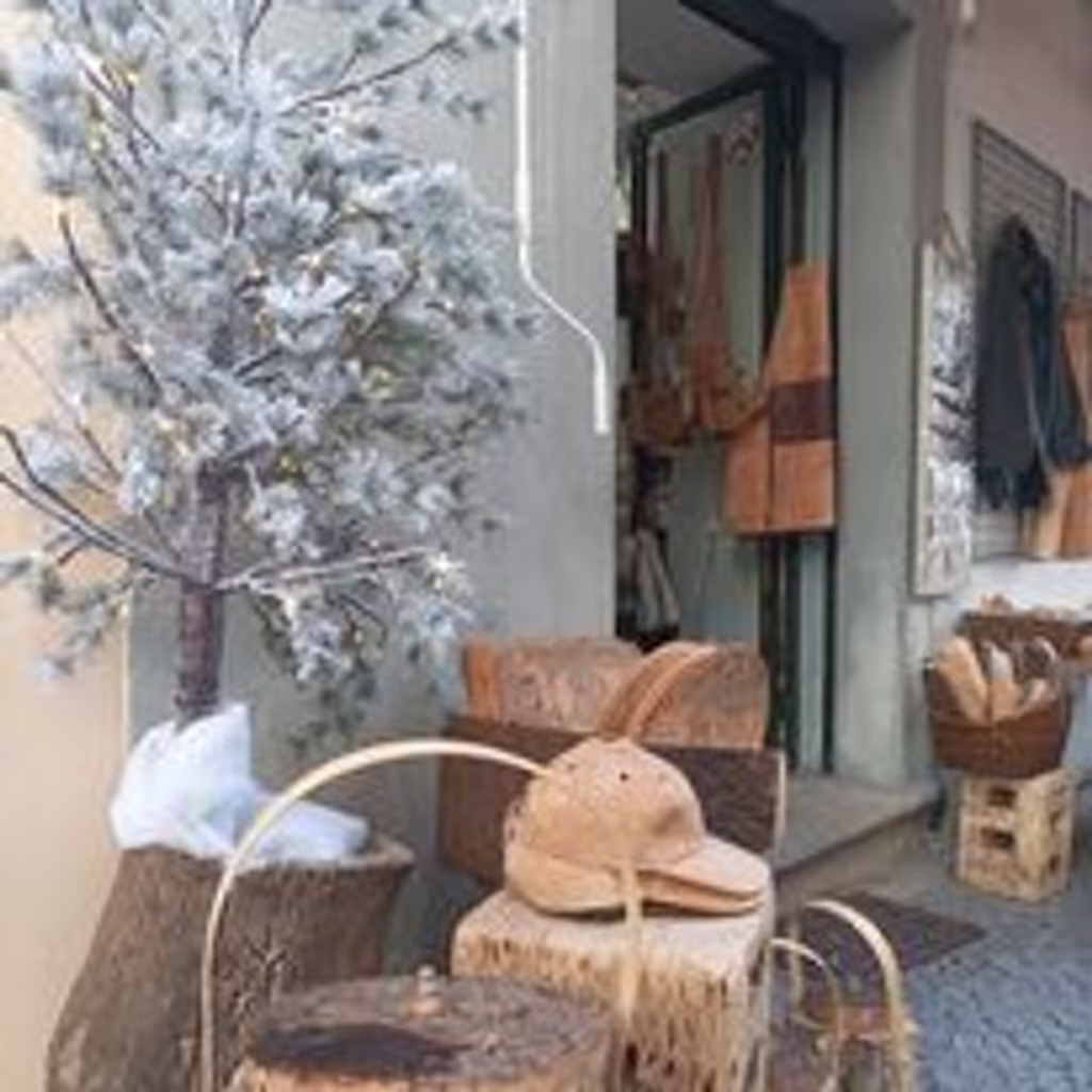 Lisbon Private Tour - Local handicraft