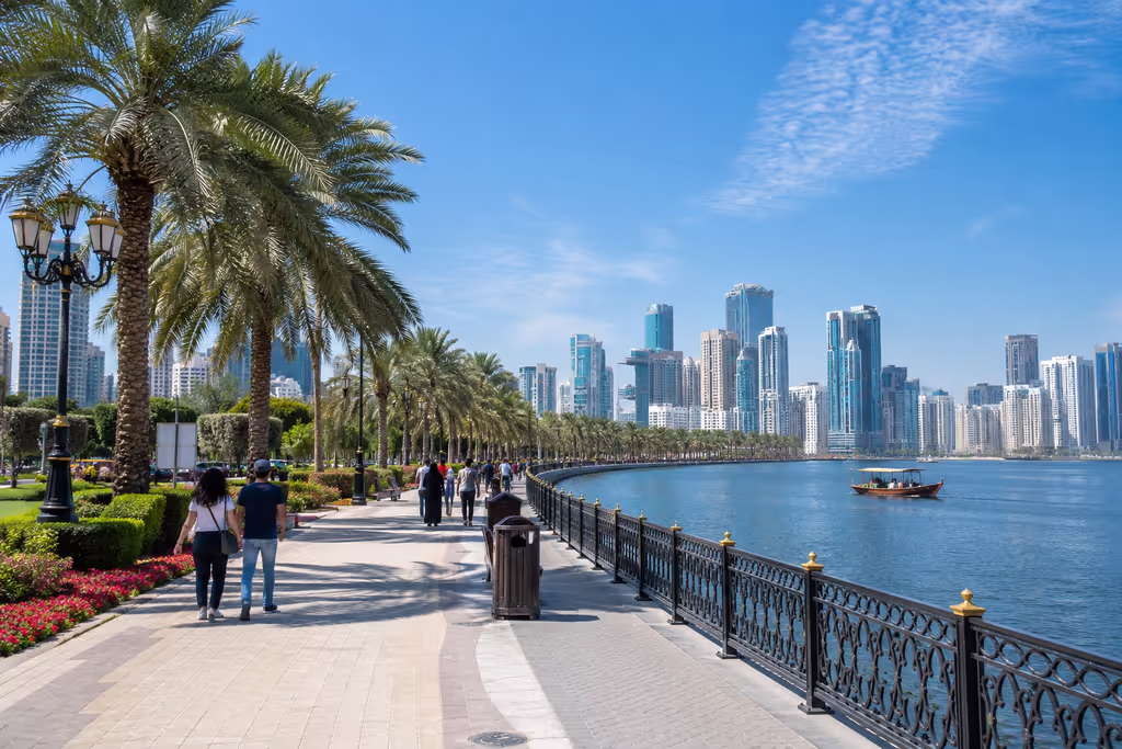 Dubai Private Tour - Sharjah Corniche
