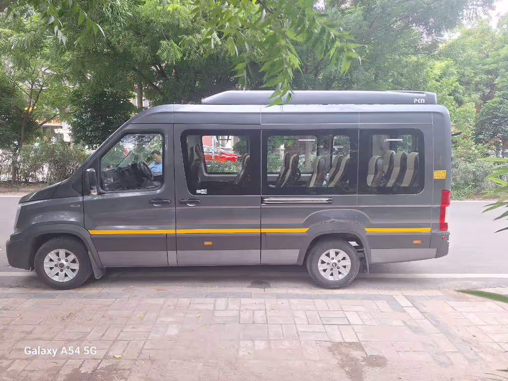 Delhi Private Tour - Tempo Traveler 7-12 Travelers